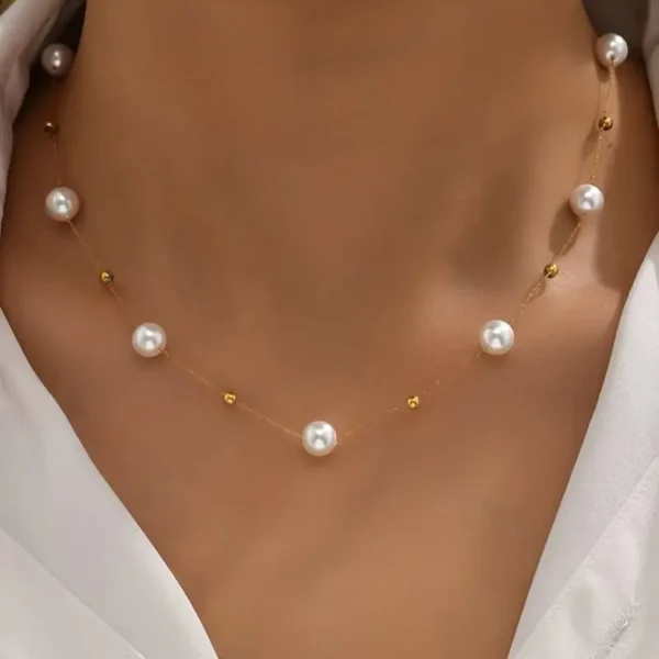 Elegant Imitation Pearl Beads Necklace - Image 4