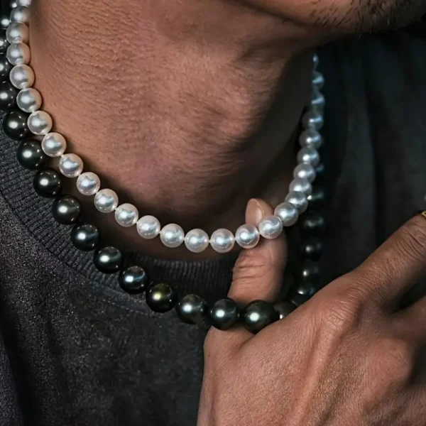Pack Vintage Faux Necklaces with Black Bead Accents - Image 2