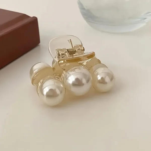 Elegant Beaded Hair Clip for Women - Image 4